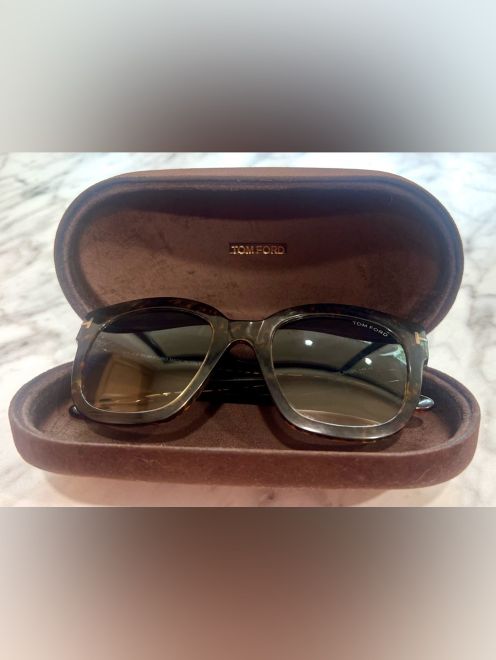 Tom Ford Women’s Beatrix Sunglasses FT0613 Blonde Havana Blue Gradient 52/22